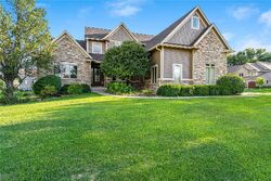 Pre-foreclosure in  Wooded Point Dr Johnston, IA 50131