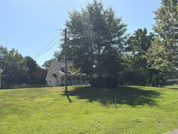 Pre-foreclosure in  Goodin Dr Jonesborough, TN 37659
