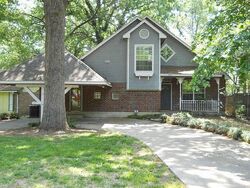 Pre-foreclosure in  Cedar Creek Dr Duncanville, TX 75137
