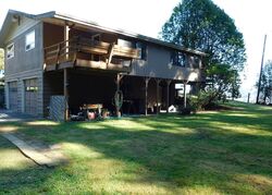 Pre-foreclosure in  Pond Ln Myrtle Point, OR 97458