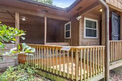 Pre-foreclosure in  Cross Creek Cir Tallahassee, FL 32301