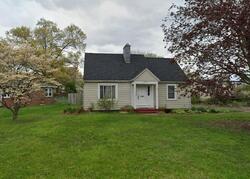 Pre-foreclosure in  S Quentin Rd Newark, OH 43055