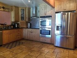 Pre-foreclosure in  Henderson Rd Redding, CA 96002