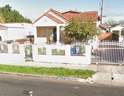 Pre-foreclosure in  W 61st St Los Angeles, CA 90044