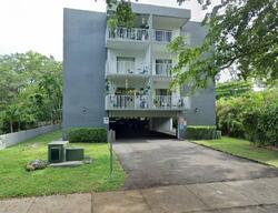 Pre-foreclosure in  Ne 121st St  Miami, FL 33161