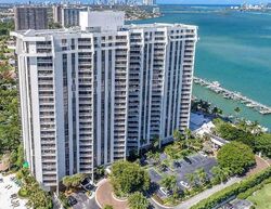 Pre-foreclosure in  Towerside Ter  Miami, FL 33138