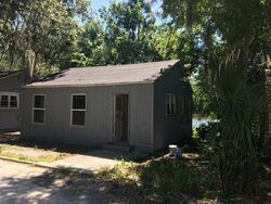Pre-foreclosure in  Lucerne Cir Leesburg, FL 34748