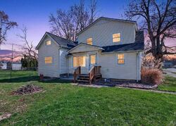 Pre-foreclosure in  S WESLEY AVE Flat Rock, MI 48134