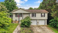 Pre-foreclosure in  High Tower Rd Maryville, TN 37804
