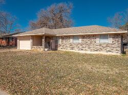 Pre-foreclosure in  Mcarthur Ln Mcalester, OK 74501