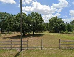 Pre-foreclosure in  Dawes Rd Frostproof, FL 33843