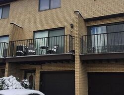 Pre-foreclosure in  Gregory Ln Staten Island, NY 10314
