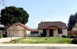 Pre-foreclosure in  Palm Ave Ripon, CA 95366