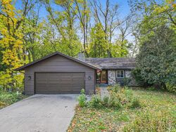 Pre-foreclosure in  Wellington Ln N Minneapolis, MN 55441