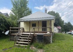 Pre-foreclosure in  W Brown St New Lexington, OH 43764