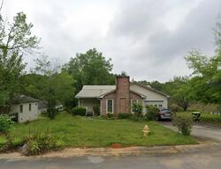 Pre-foreclosure in  Oak Ln Childersburg, AL 35044