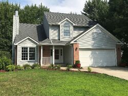 Pre-foreclosure in  Jaycox Rd Avon Lake, OH 44012