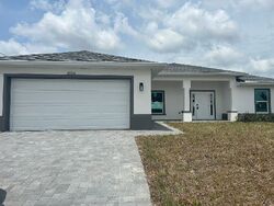  Ne 1st Pl, Cape Coral FL