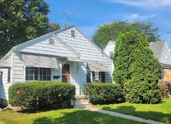 Pre-foreclosure in  Belmar Ave Toledo, OH 43612