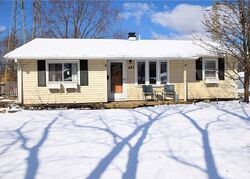 Pre-foreclosure in  Holly Dr Berea, OH 44017