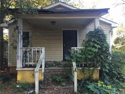 Pre-foreclosure in  Smith St Sw Atlanta, GA 30310