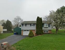 Pre-foreclosure in  Brian Dr Ephrata, PA 17522