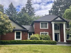 Pre-foreclosure in  Sw Avocet Ct Beaverton, OR 97007
