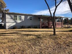 Pre-foreclosure in  Nw Odin Falls Way Redmond, OR 97756