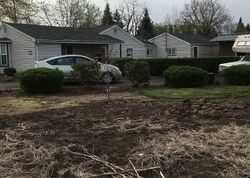 Pre-foreclosure in  Hager St Se Salem, OR 97317
