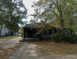 Pre-foreclosure in  Foster Ln Mobile, AL 36605
