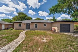 Pre-foreclosure in  Lockwood St Spring Hill, FL 34606
