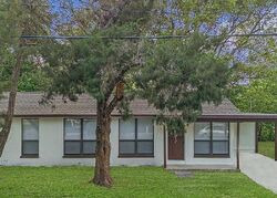 Pre-foreclosure in  Flamingo Dr Leesburg, FL 34748