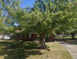 Pre-foreclosure in  Beechwood Ln Mount Washington, KY 40047