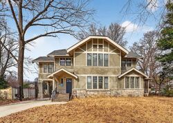  S Strathmore Cir, Memphis TN