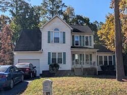 Pre-foreclosure in  Sanchez Rd Chesterfield, VA 23832