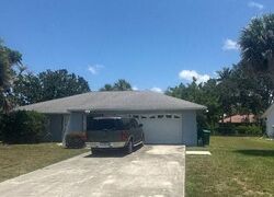 Pre-foreclosure in  Clipper Way Naples, FL 34104