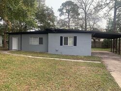 Pre-foreclosure in  Mikael Ave Jacksonville, FL 32205