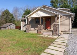 Pre-foreclosure in  Holly Springs Church Rd Campobello, SC 29322