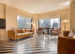 Pre-foreclosure in  5th Ave New York, NY 10022