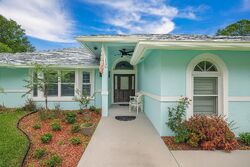 Pre-foreclosure in  121st Ter N Jupiter, FL 33478