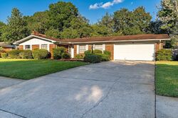 Pre-foreclosure in  Merioneth Dr Ne Fort Walton Beach, FL 32547