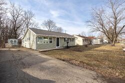Pre-foreclosure in  Sherwood Dr Hilliard, OH 43026
