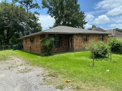 Hahn St, Hahnville LA
