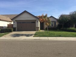 Pre-foreclosure in  Sheffield Way Elk Grove, CA 95757