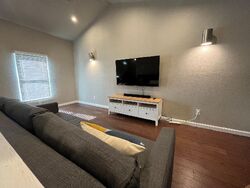 Pre-foreclosure in  Lamar San Antonio, TX 78202