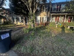 Pre-foreclosure in  Matti Hill Ct Fredericksburg, VA 22408