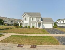 Pre-foreclosure in  W Wakefield Dr Wadsworth, IL 60083