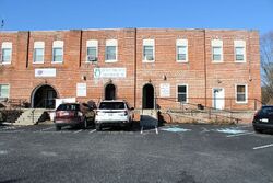  N Water St, Spring Grove PA