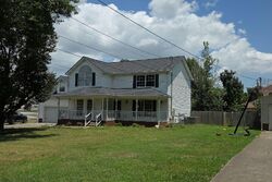 Pre-foreclosure in  Moorhill Ave Smyrna, TN 37167