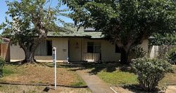  Wilson Rd, Bakersfield CA